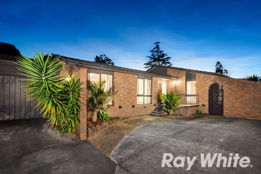 16 Chester Court, Endeavour Hills VIC 3802, Endeavour Hills - Image 1