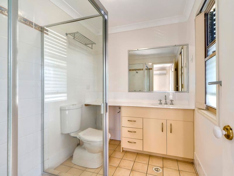 64 Adamson Street, WOOLOOWIN QLD 4030, Wooloowin - Thumbnail 7