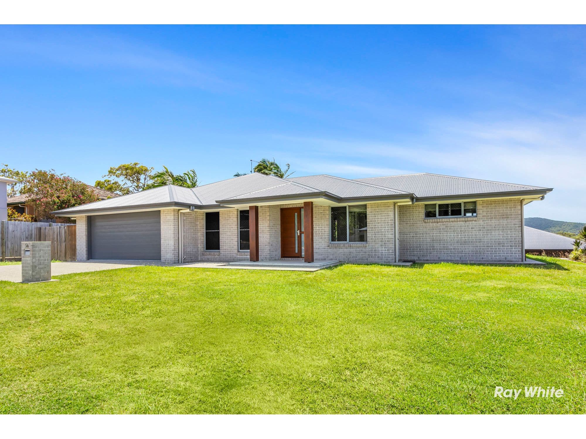 54 Ocean Park Avenue, Yeppoon QLD 4703, Yeppoon - Thumbnail 2
