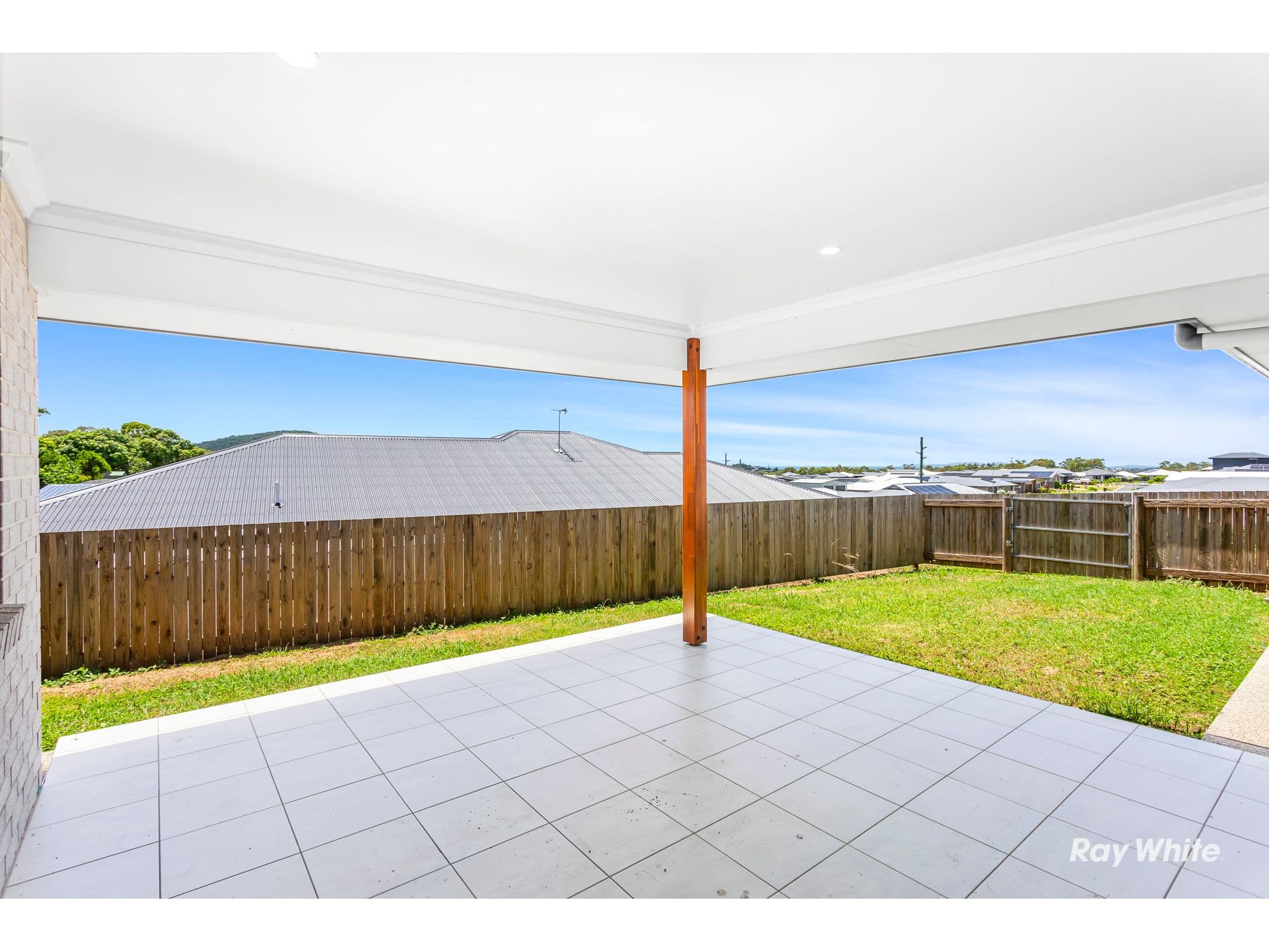 54 Ocean Park Avenue, Yeppoon QLD 4703, Yeppoon - Thumbnail 3