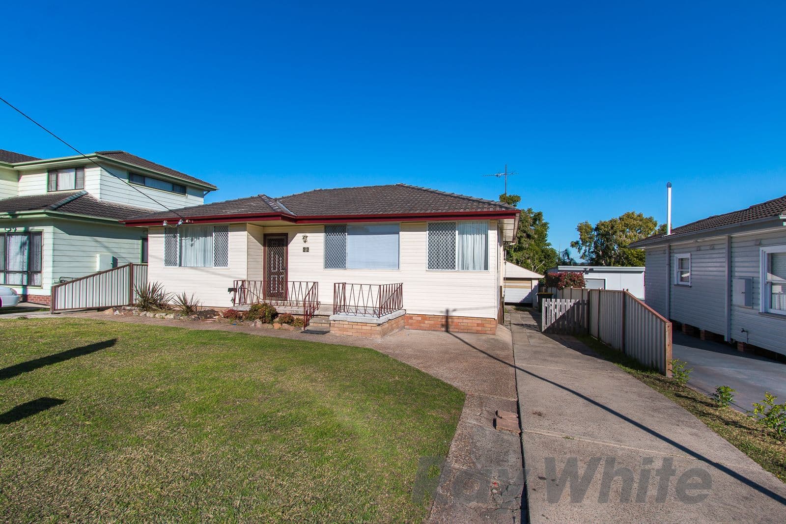 22 Conmurra Circuit, Shortland - Thumbnail 2