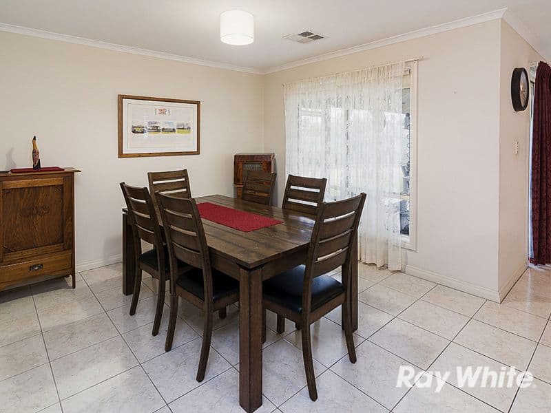34 Strathmont Drive, Strathalbyn SA 5255, Strathalbyn - Thumbnail 3