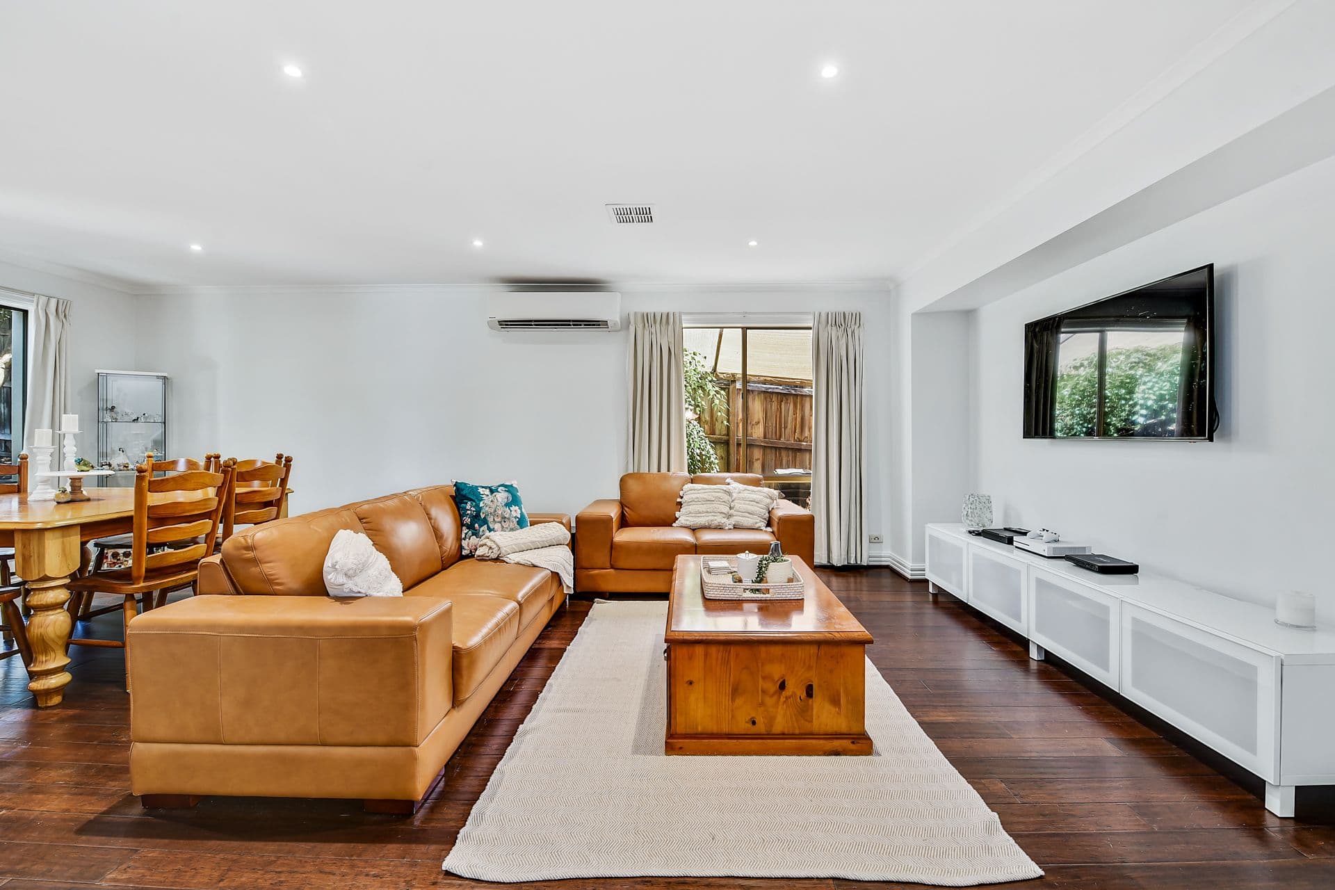 19 Hedgerow Court, Narre Warren South VIC 3805, Narre Warren South - Thumbnail 3
