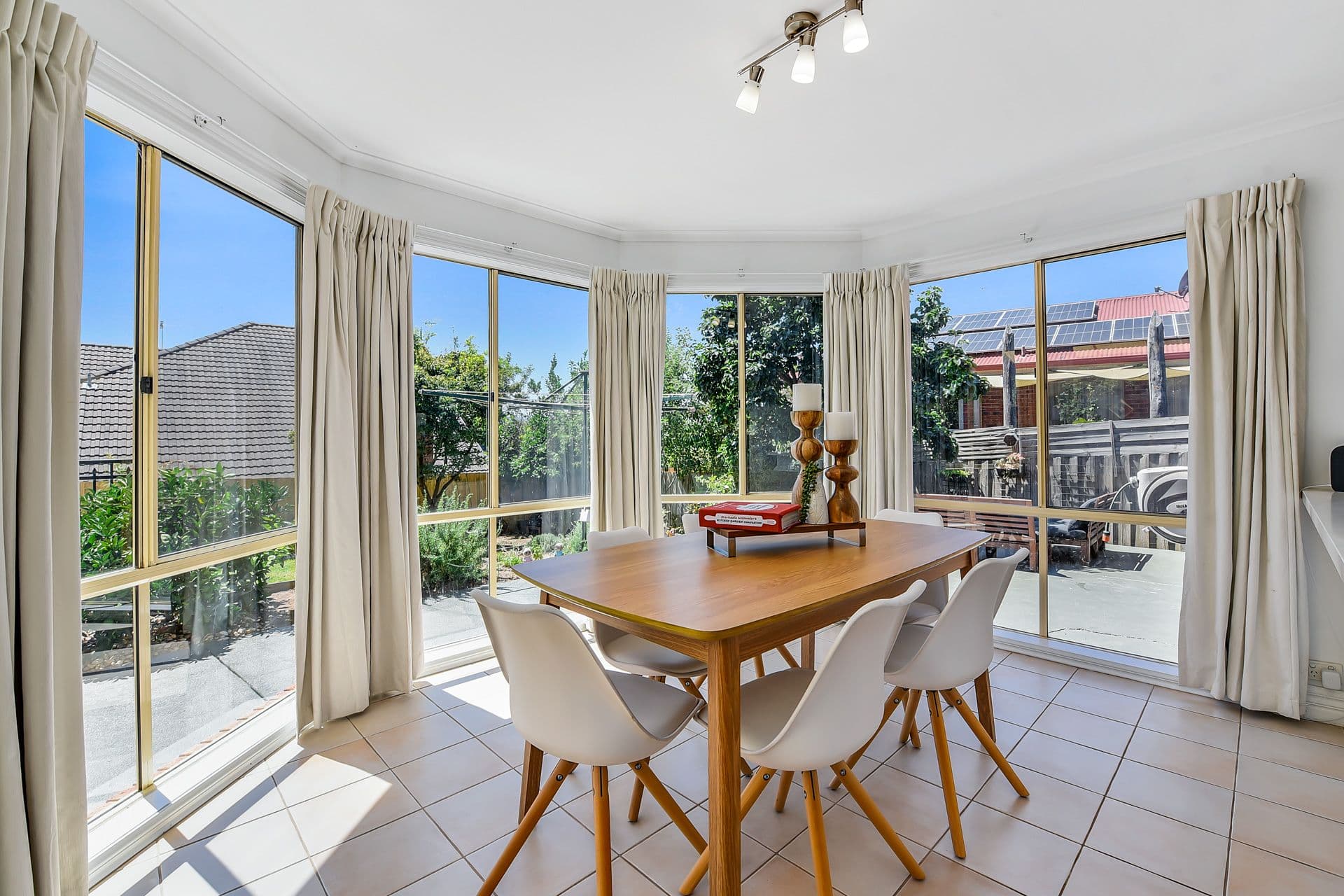 19 Hedgerow Court, Narre Warren South VIC 3805, Narre Warren South - Thumbnail 6