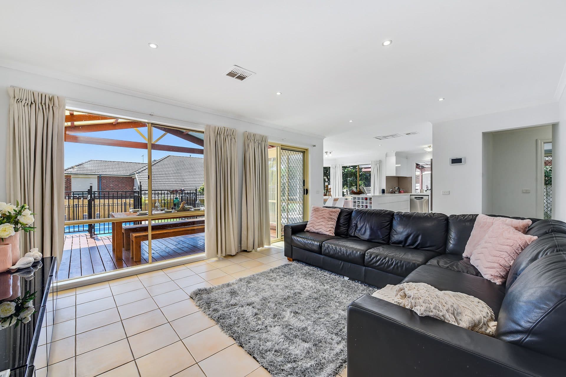 19 Hedgerow Court, Narre Warren South VIC 3805, Narre Warren South - Thumbnail 7