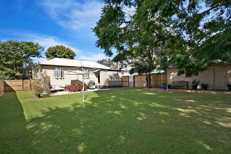10 Logan Avenue, Oxley QLD 4075, Oxley - Thumbnail 8