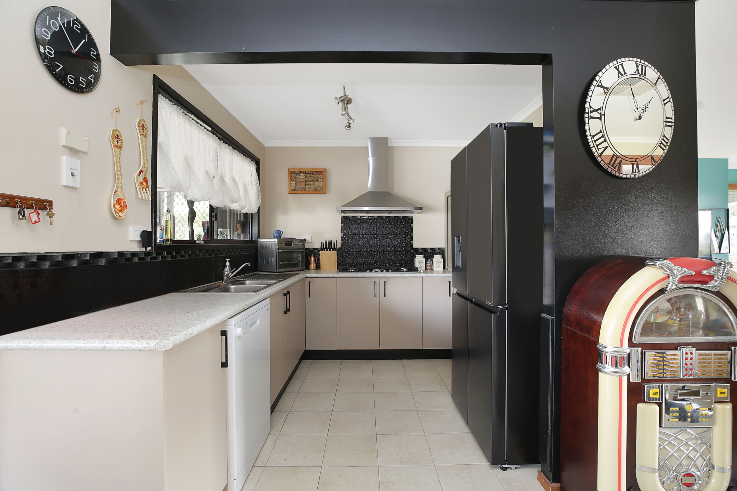 17 Fenton Street, Camperdown VIC 3260, Camperdown - Thumbnail 5