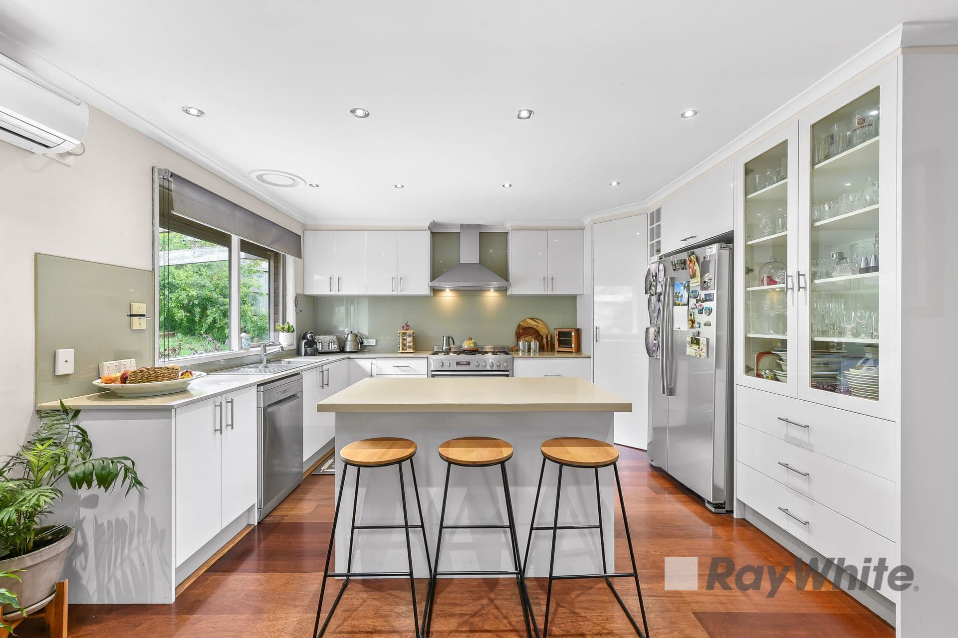 54 William Hovell Drive, Endeavour Hills VIC 3802, Endeavour Hills - Thumbnail 7