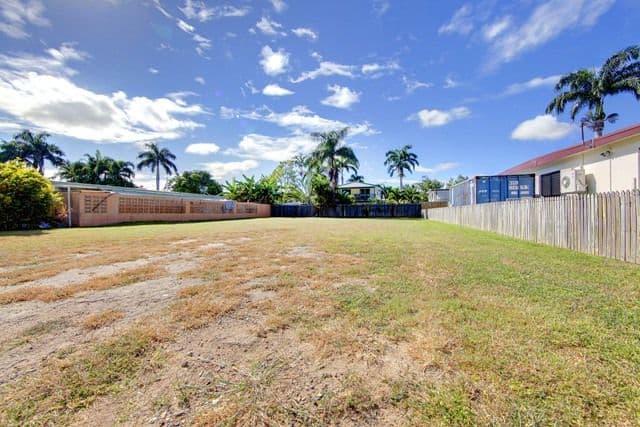 24 Barellan Street, CRANBROOK QLD 4814, Cranbrook - Thumbnail 3