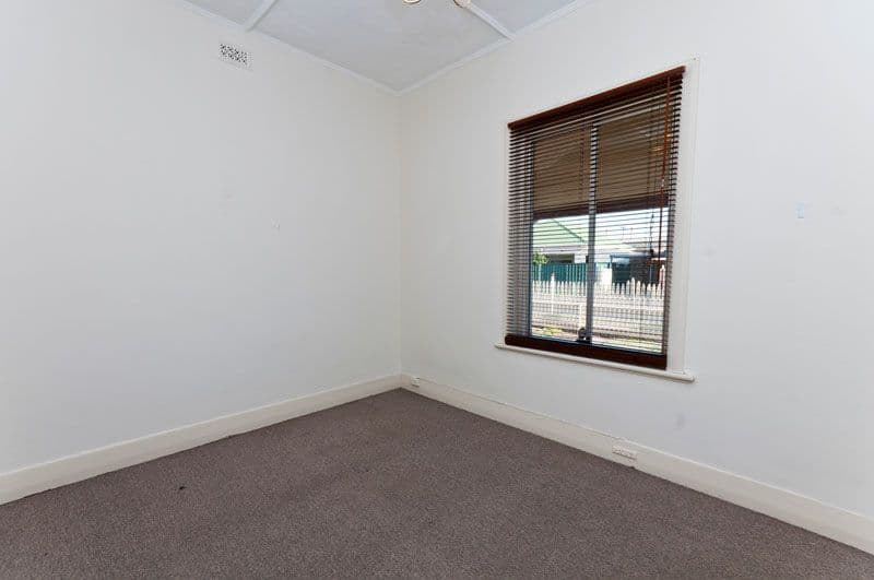 8 Penola Street, KILKENNY SA 5009, Kilkenny - Thumbnail 3