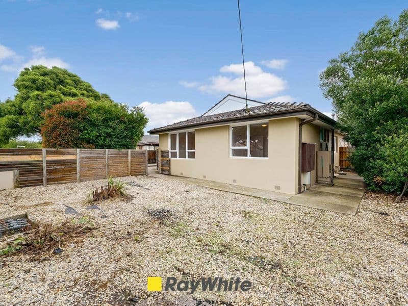 19 Oakes Avenue, Clayton South VIC 3169, Clayton South - Image 1