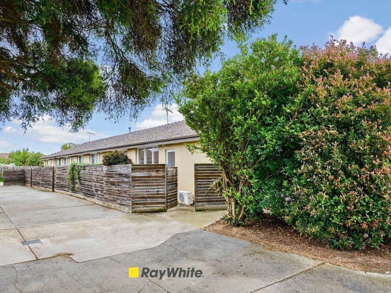 19 Oakes Avenue, Clayton South VIC 3169, Clayton South - Thumbnail 3