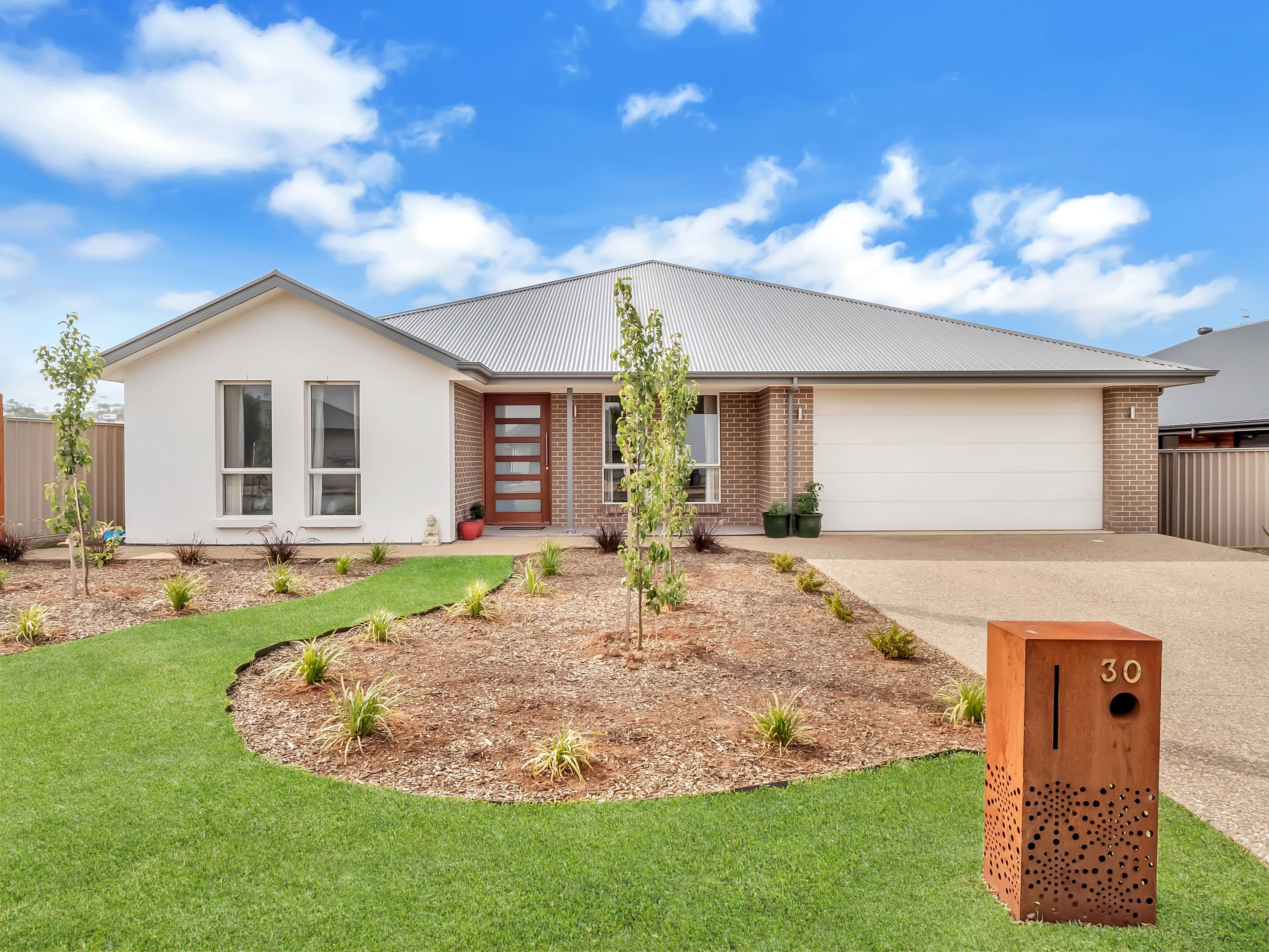 30 Sullivan Road, Strathalbyn SA 5255, Strathalbyn - Image 1