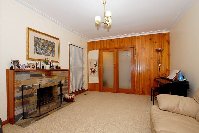 5 O'Sullivan Road, GLEN WAVERLEY VIC 3150, Glen Waverley - Thumbnail 2