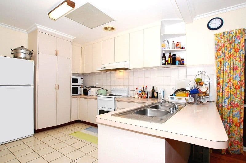 5 O'Sullivan Road, GLEN WAVERLEY VIC 3150, Glen Waverley - Thumbnail 3