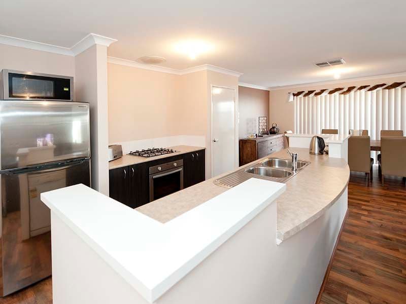 7 Burbidge Link, PIARA WATERS WA 6112, Piara Waters - Thumbnail 2