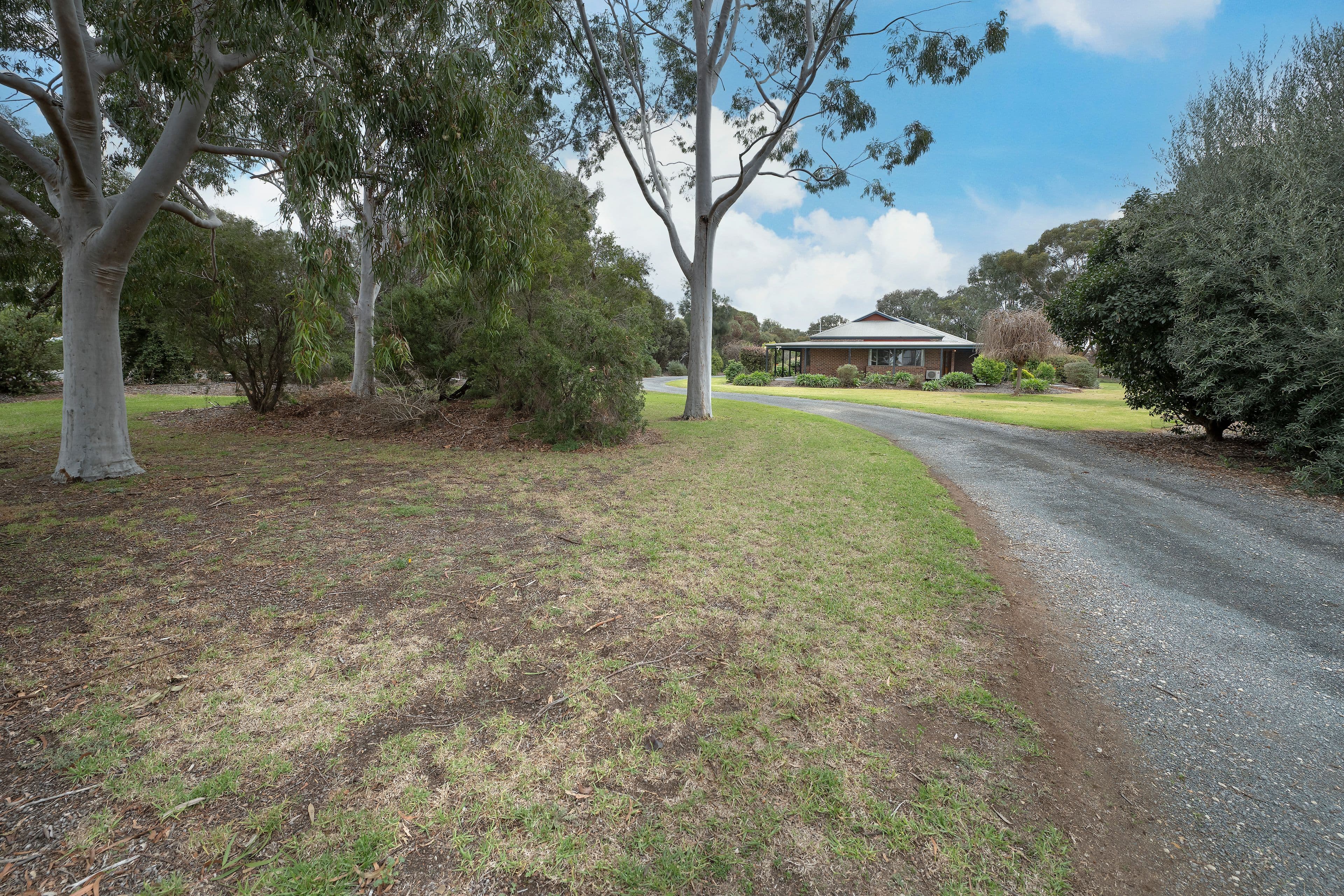 1-2 Peppercorn Mews, Swan Hill VIC 3585, Swan Hill - Image 1