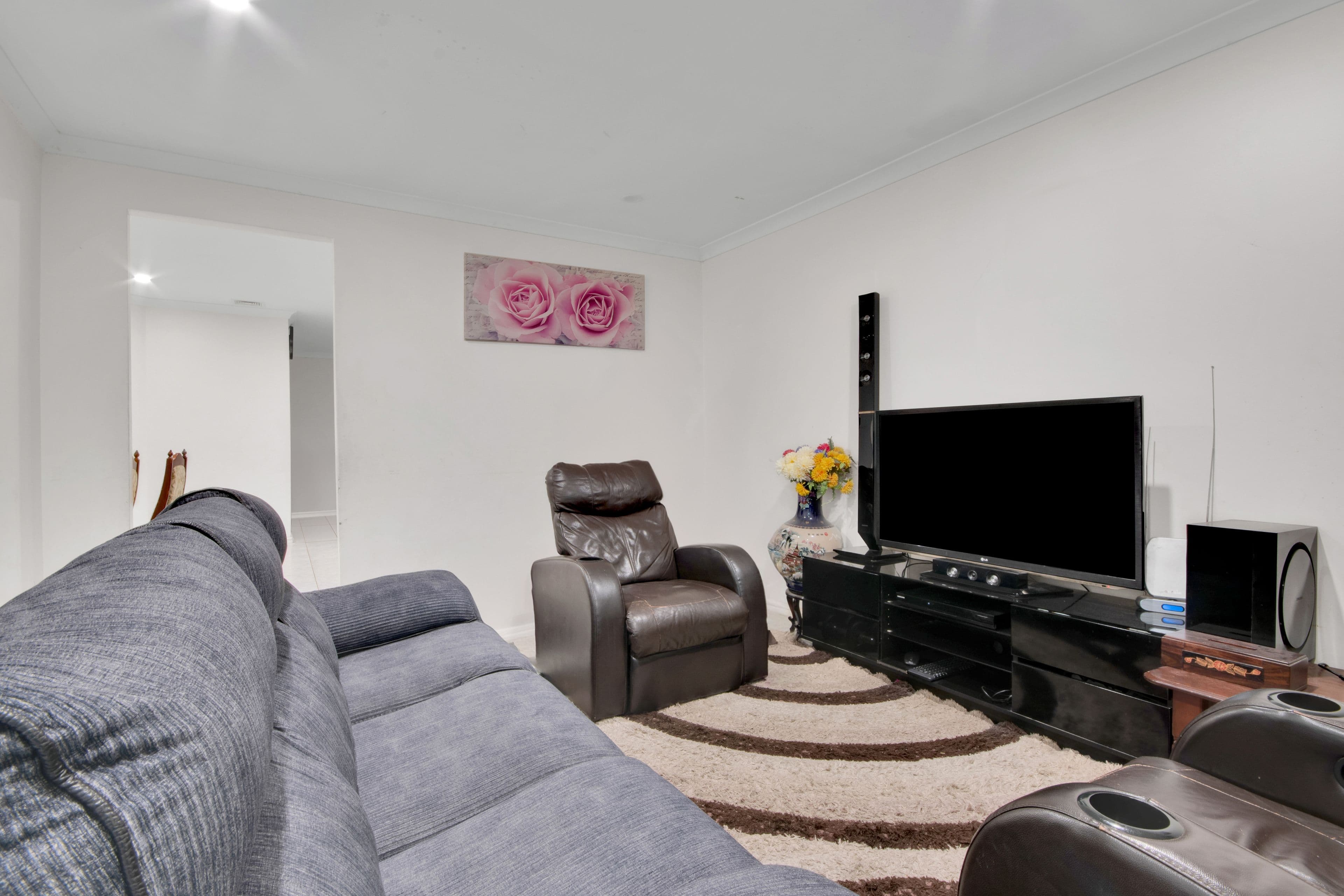 7 FLOWERWOOD Way, Huntingdale WA 6110, Huntingdale - Thumbnail 4