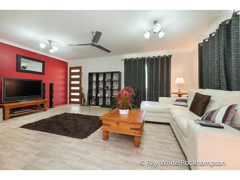 4 Capricorn Crescent, NORMAN GARDENS QLD 4701, Norman Gardens - Image 1