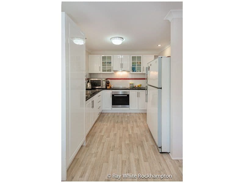 4 Capricorn Crescent, NORMAN GARDENS QLD 4701, Norman Gardens - Thumbnail 7