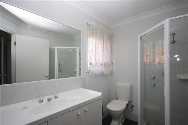11 Brightwaters Close, BRIGHTWATERS NSW 2264, Brightwaters - Thumbnail 3