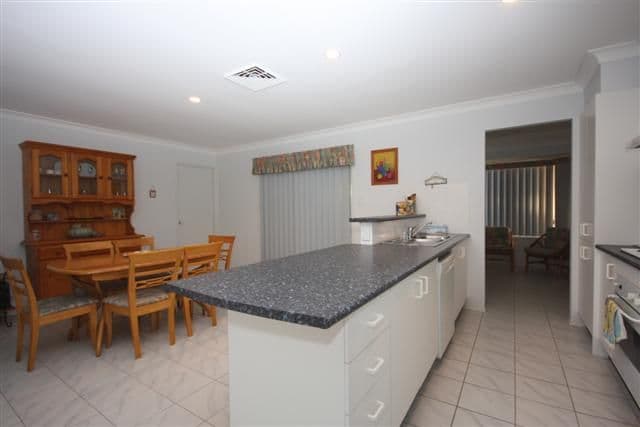 11 Brightwaters Close, BRIGHTWATERS NSW 2264, Brightwaters - Thumbnail 8