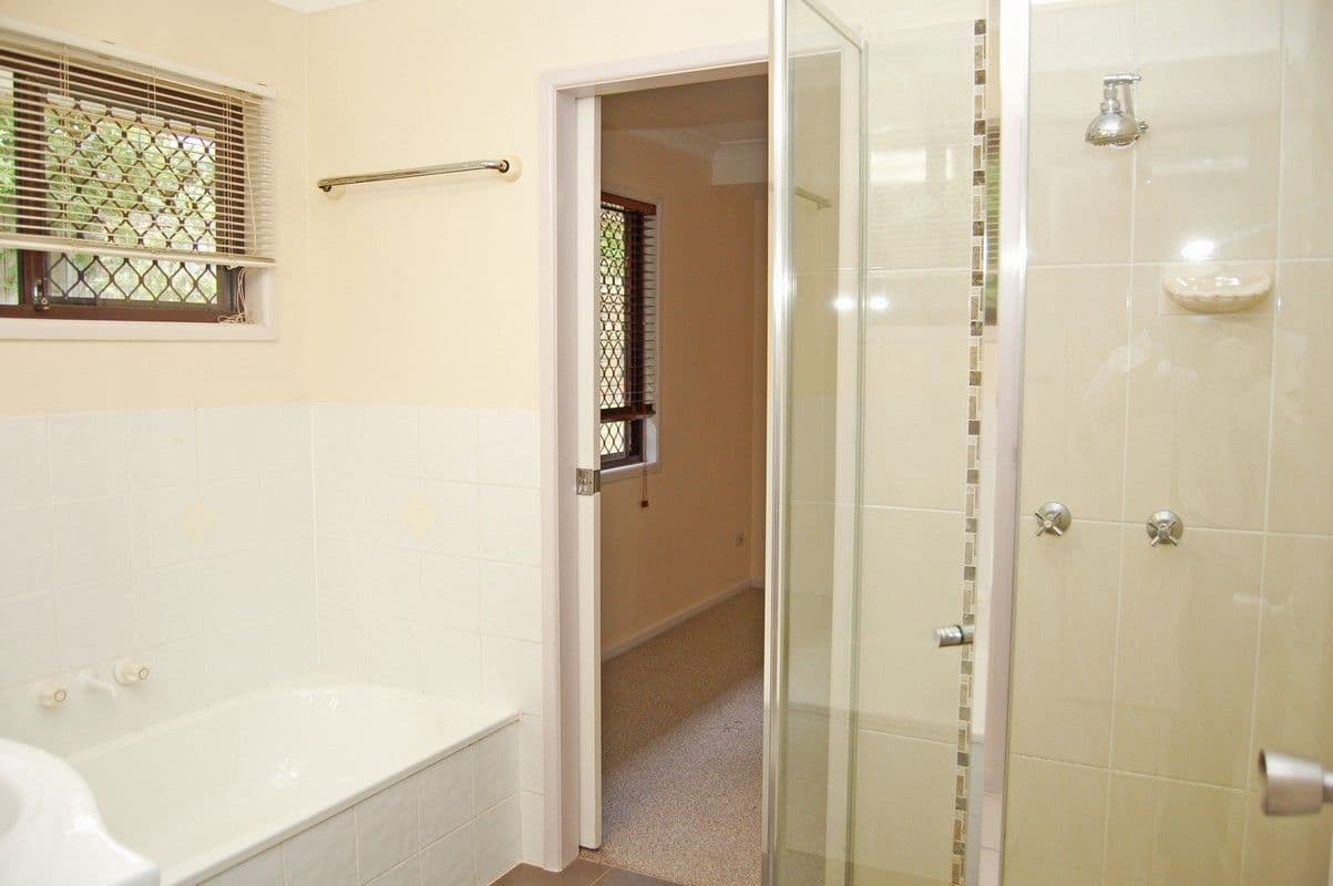 8 Clonmel Street, Regents Park QLD 4118, Regents Park - Thumbnail 7