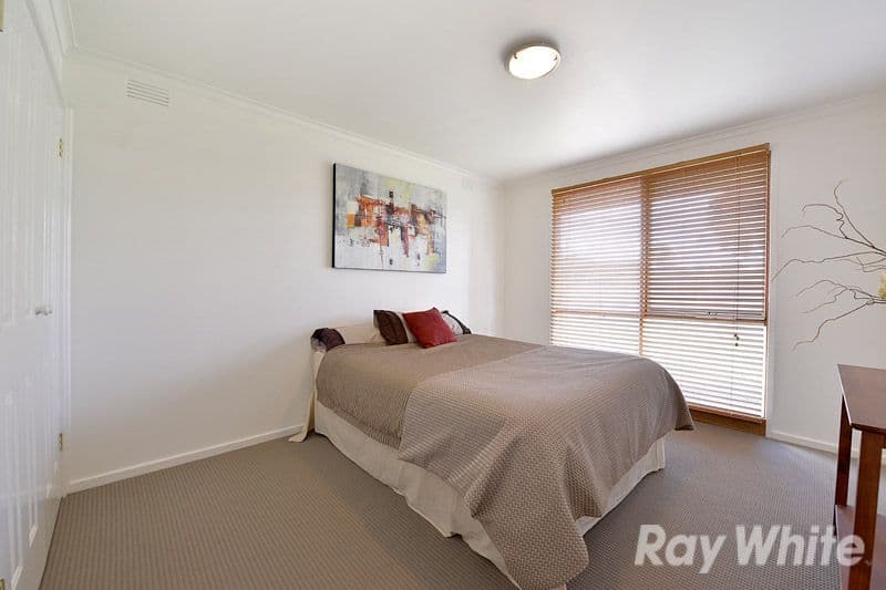 33 Lydford Road, FERNTREE GULLY VIC 3156, Ferntree Gully - Thumbnail 5