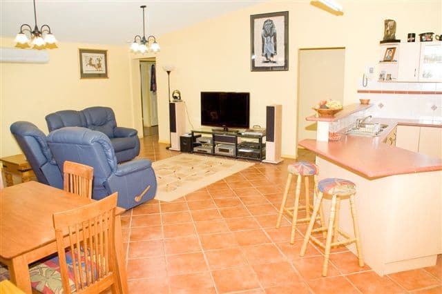 11 Biscay Crescent, GLENVALE QLD 4350, Glenvale - Thumbnail 2