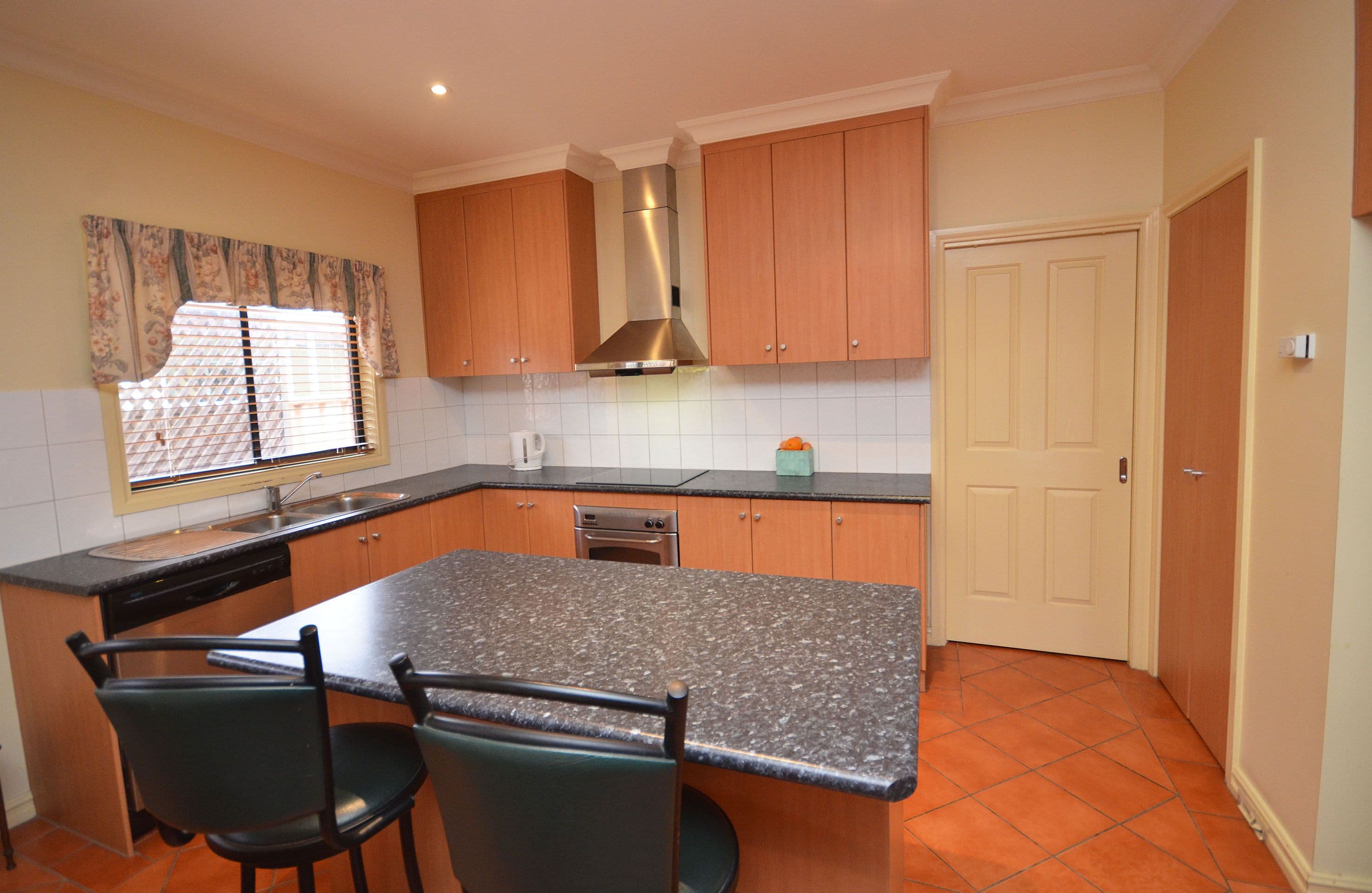 71 Leichardt Street, Echuca VIC 3564, Echuca - Thumbnail 8