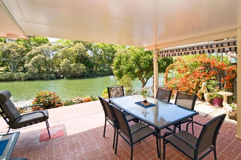 11 Cosmos Court, ELANORA QLD 4221, Elanora - Thumbnail 2