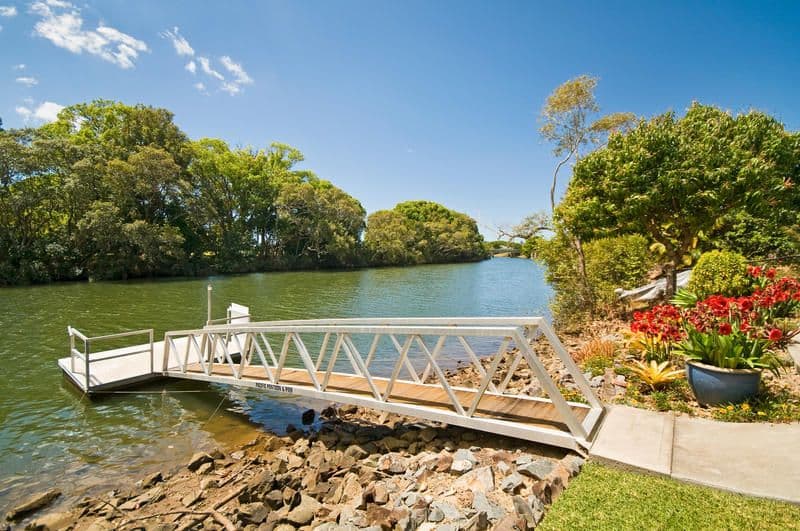 11 Cosmos Court, ELANORA QLD 4221, Elanora - Thumbnail 6