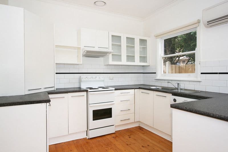 2 Leonard Street, RINGWOOD VIC 3134, Ringwood - Thumbnail 2