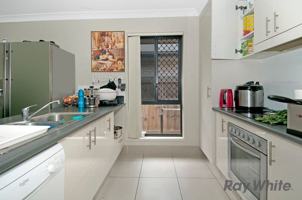 18 Coalstoun Crossing, Waterford QLD 4133, Waterford - Thumbnail 3