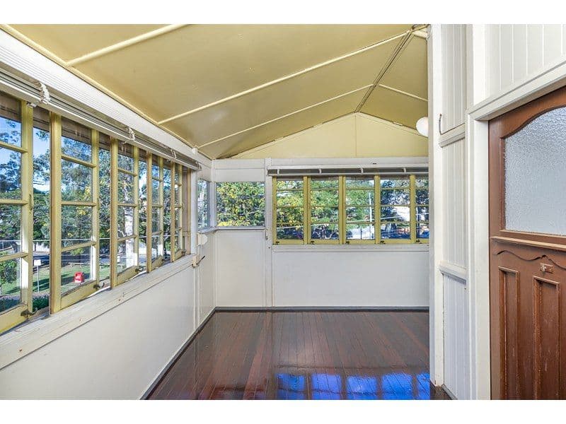77 Amarina Avenue, ASHGROVE QLD 4060, Ashgrove - Thumbnail 2