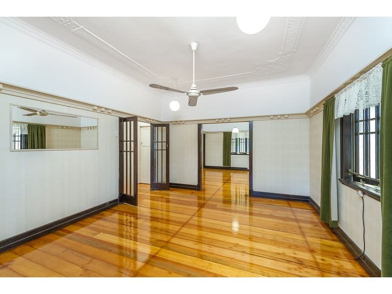 77 Amarina Avenue, ASHGROVE QLD 4060, Ashgrove - Thumbnail 4