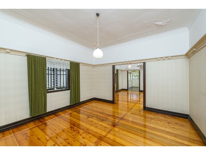 77 Amarina Avenue, ASHGROVE QLD 4060, Ashgrove - Thumbnail 6