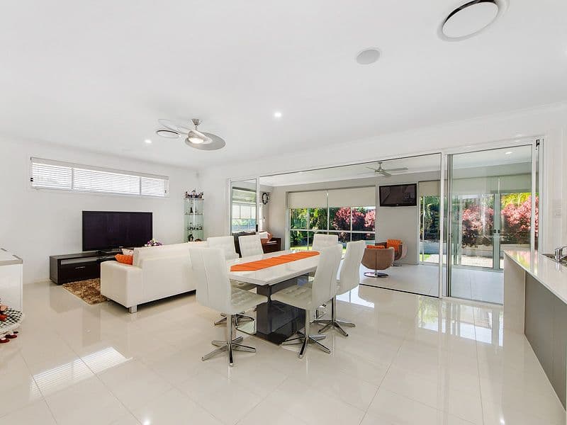10 Valley Brook Rise, Maudsland QLD 4210, Maudsland - Thumbnail 3