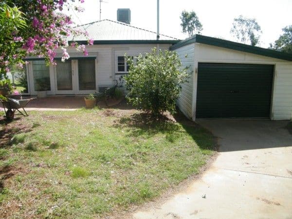 61 Glasson, CHINCHILLA QLD 4413, Chinchilla - Image 1
