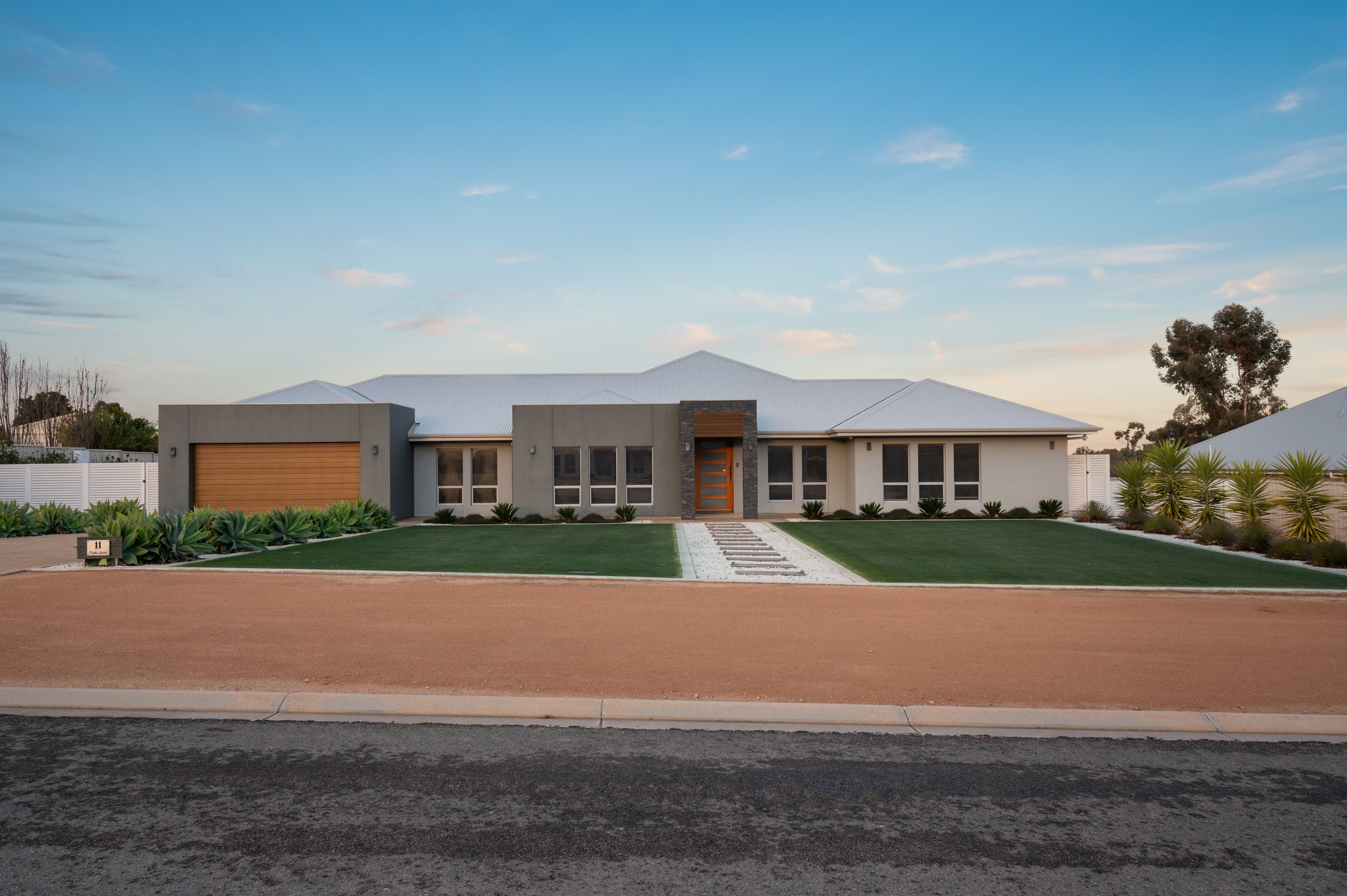 11 Duthie Court, Paringa SA 5340, Paringa - Image 1