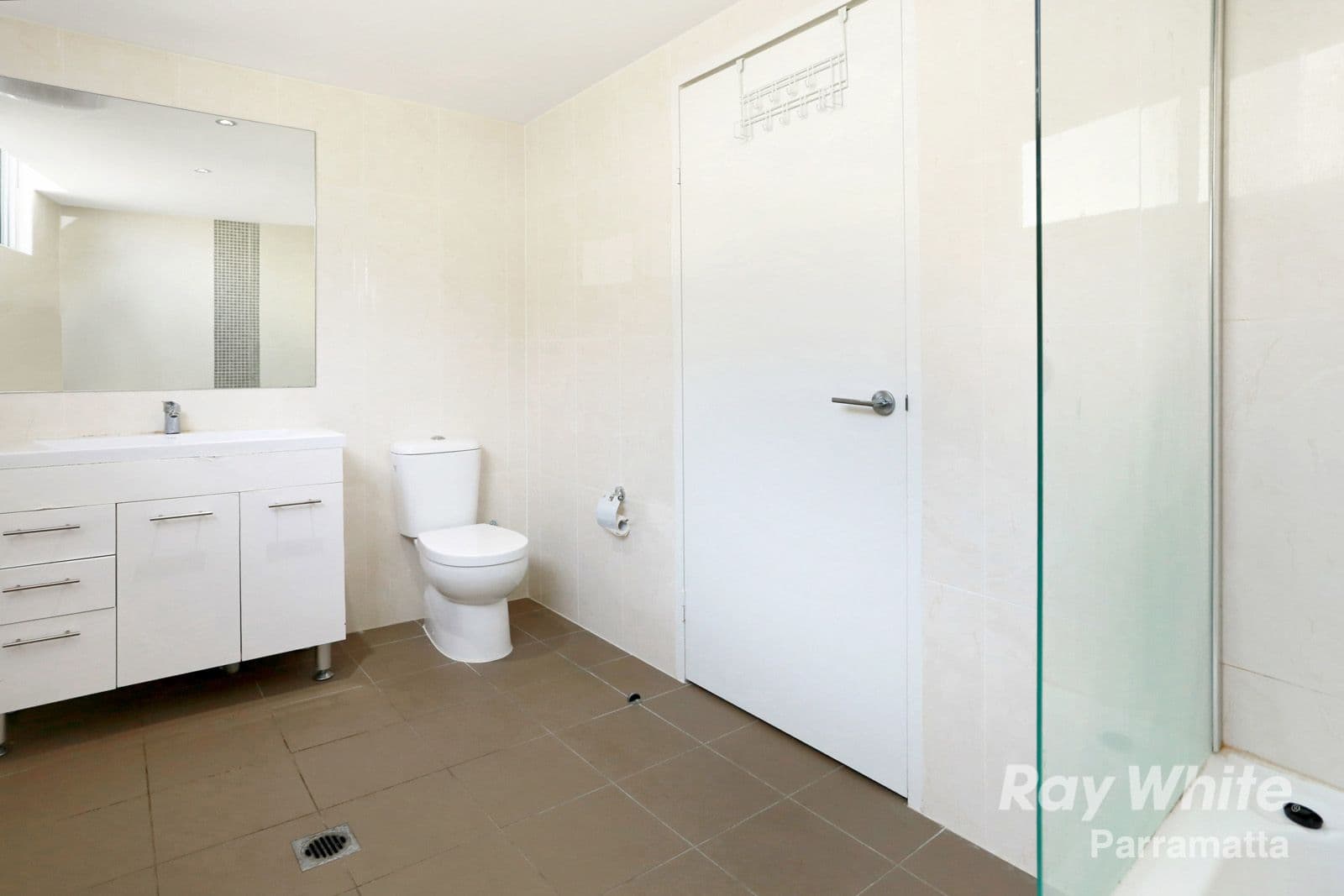111 Wigram Street, Harris Park NSW 2150, Parramatta - Thumbnail 6