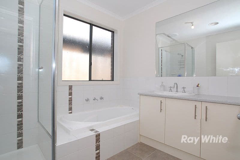 61 Calais Circuit, CRANBOURNE VIC 3977, Cranbourne West - Thumbnail 6