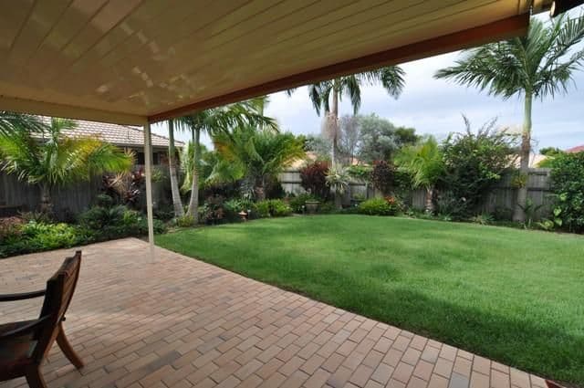 19 Rosswood Court, HELENSVALE QLD 4212, Helensvale - Thumbnail 2