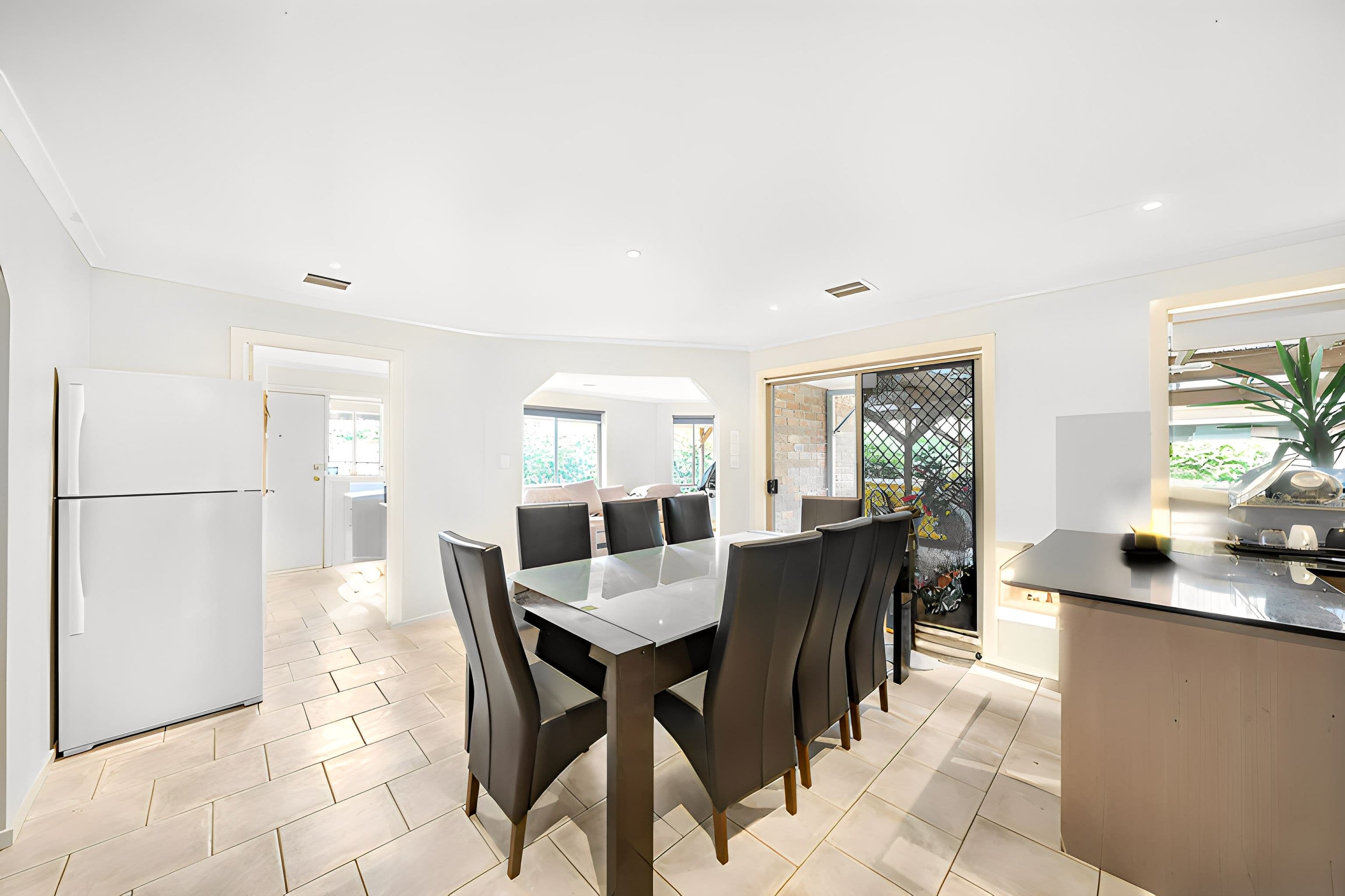 10 Bedingham Drive, Hillside VIC 3037, Hillside - Thumbnail 3