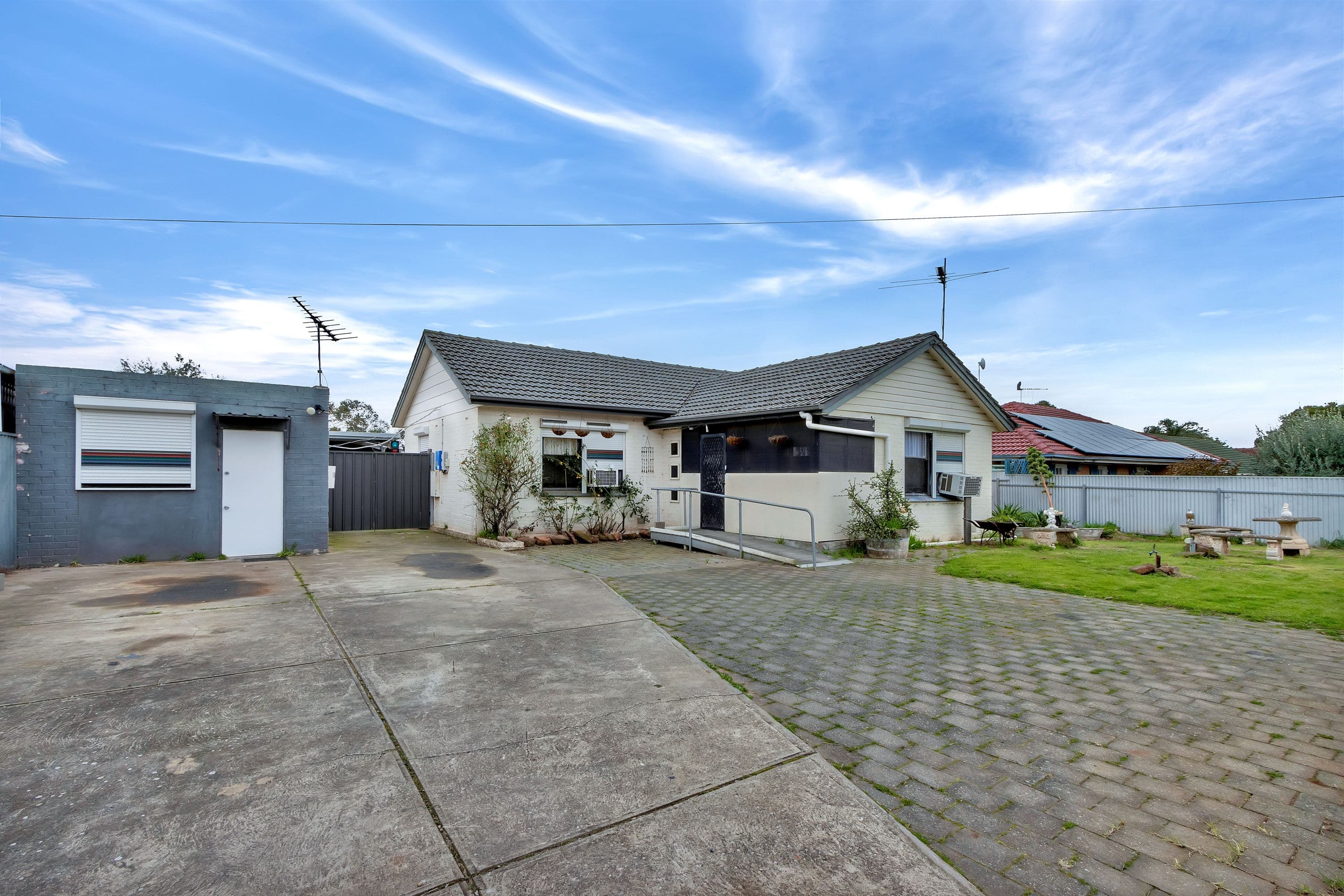 11 Kenner Street, Elizabeth Downs SA 5113, Elizabeth Downs - Image 1