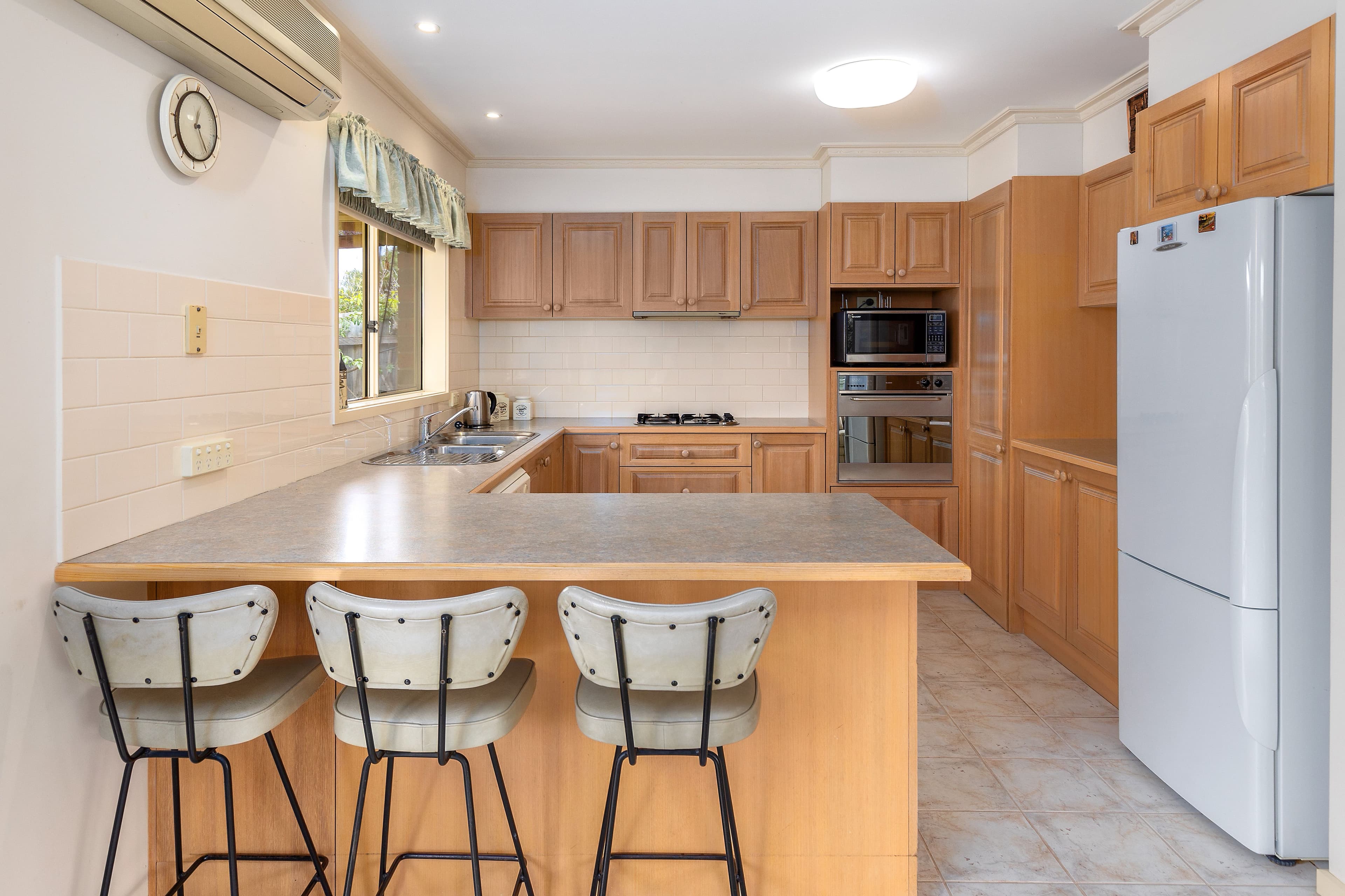3 Dalgleish Avenue, Rosebud VIC 3939, Rosebud - Thumbnail 3