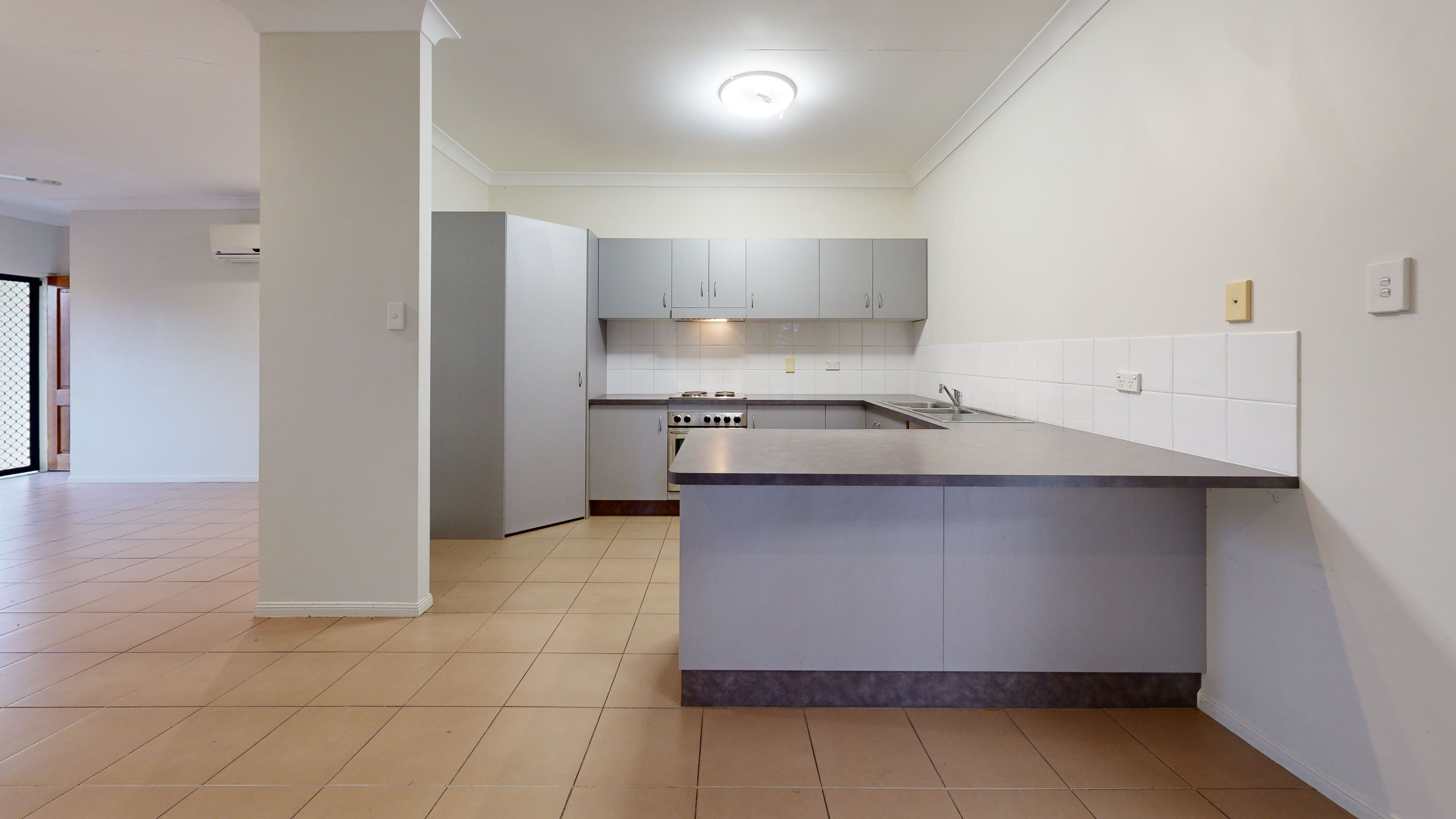 11 Bellamy Street, Rasmussen QLD 4815, Rasmussen - Image 1