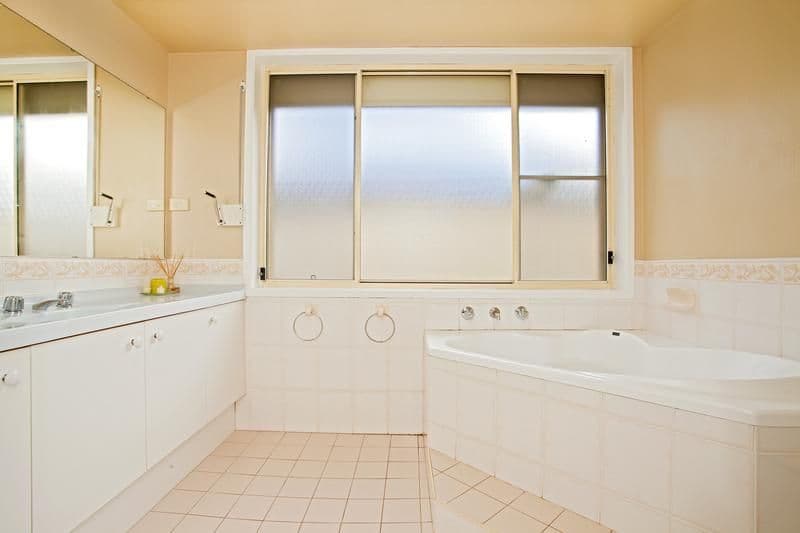 7 Topnot Avenue, HINCHINBROOK NSW 2168, Hinchinbrook - Thumbnail 8