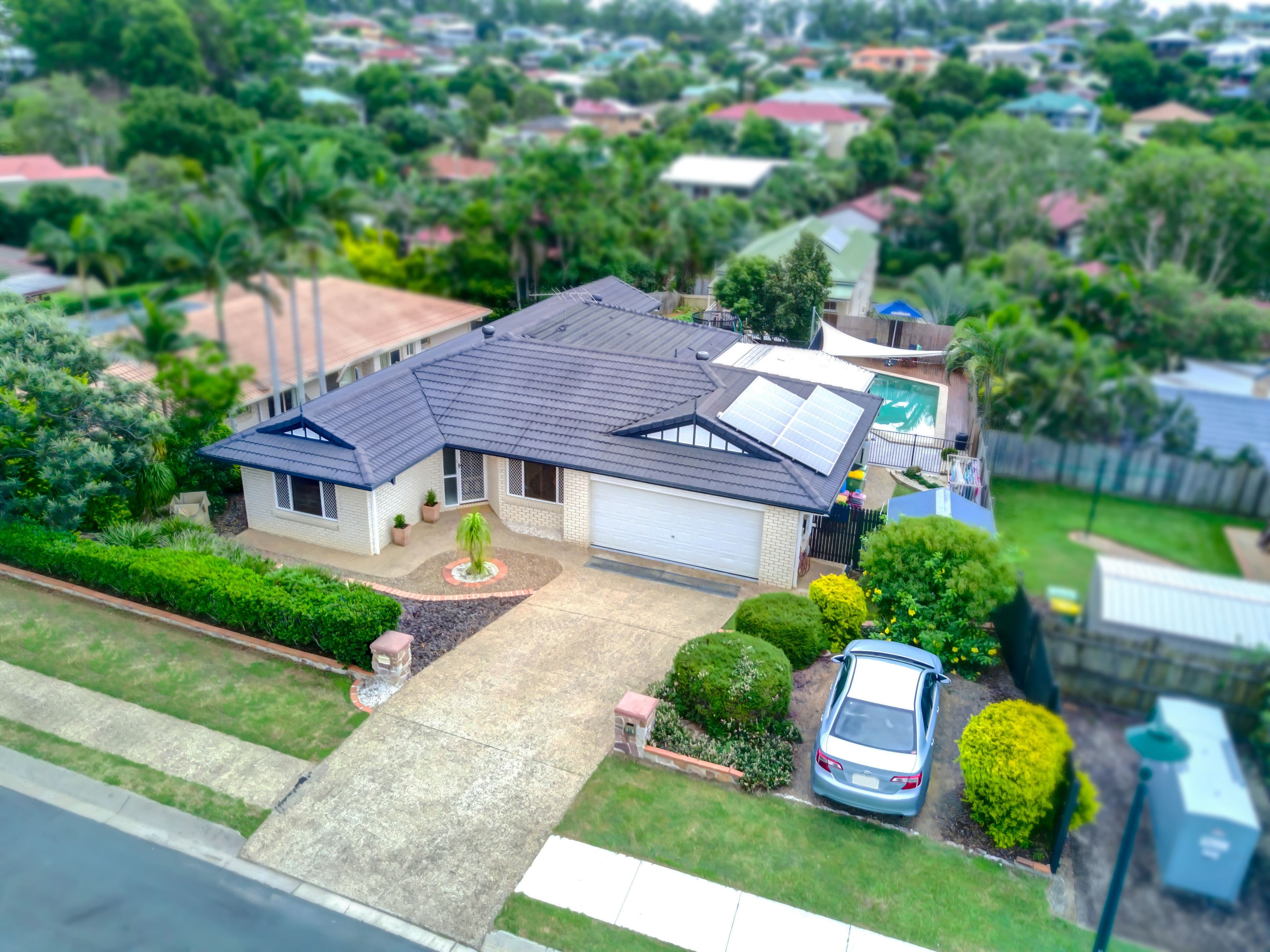 32 Marina Court, Eatons Hill QLD 4037, Eatons Hill - Image 1