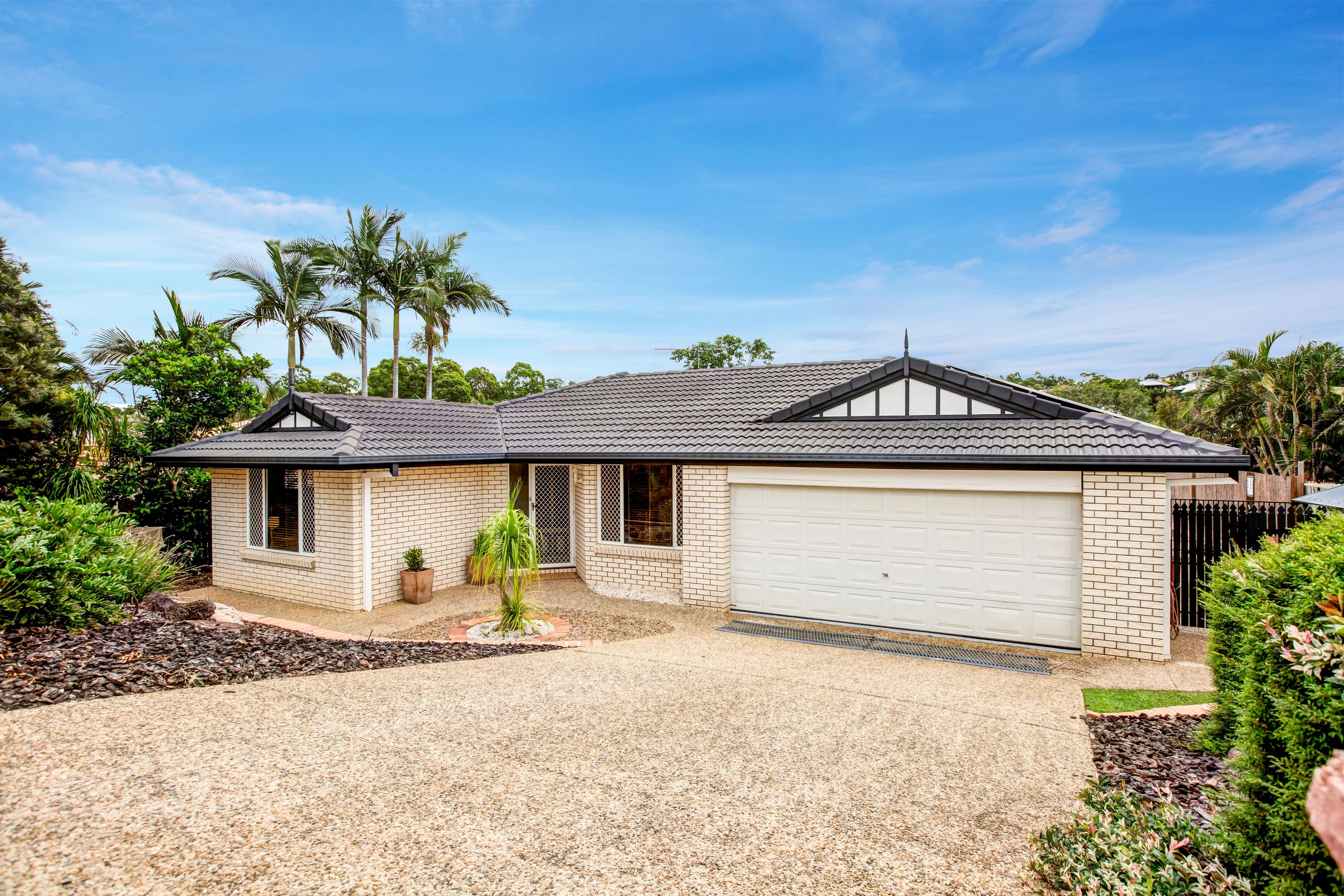32 Marina Court, Eatons Hill QLD 4037, Eatons Hill - Thumbnail 2